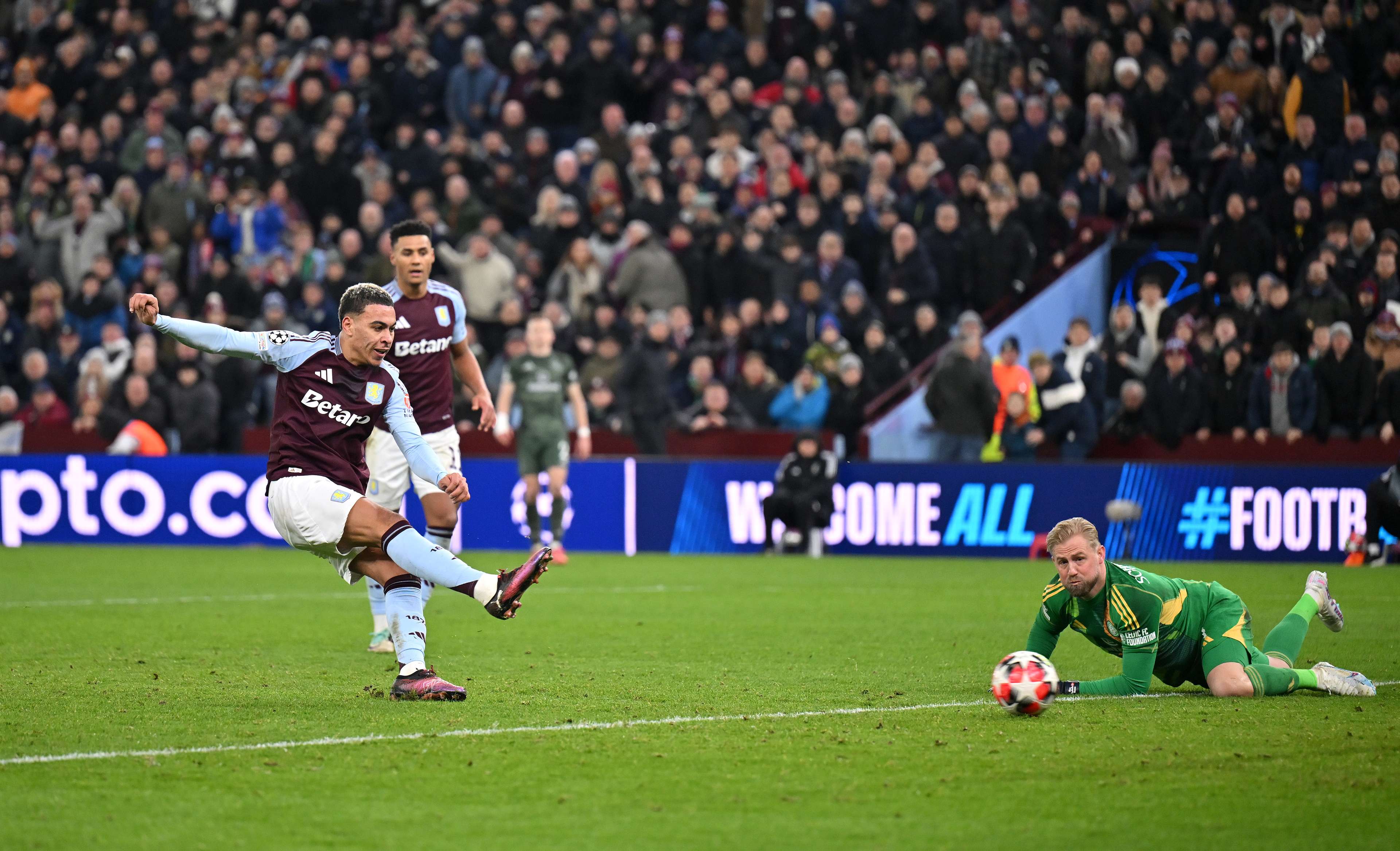 帮助自己在 帮助自己在